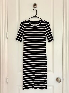 Banana Republic Navy Blue and White Striped Midi Dress